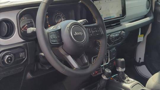 2024 Jeep Gladiator willys