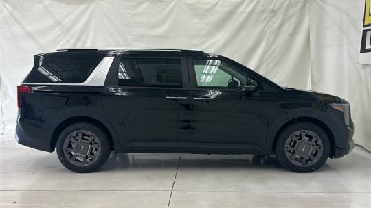 2025 Kia Carnival
