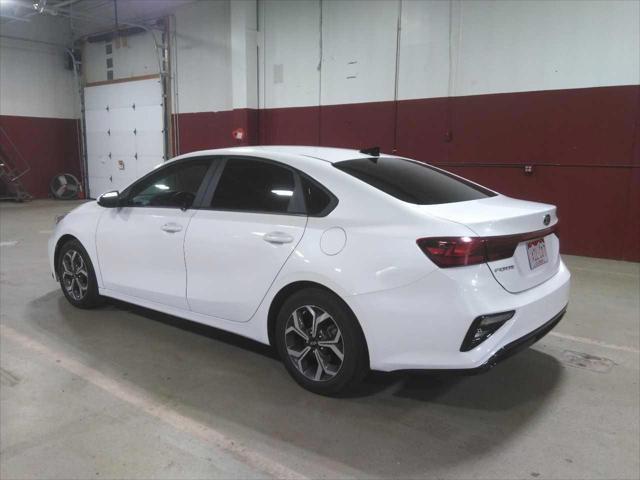 2021 kia forte lxs