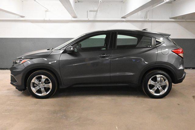 2022 honda hr-v lx