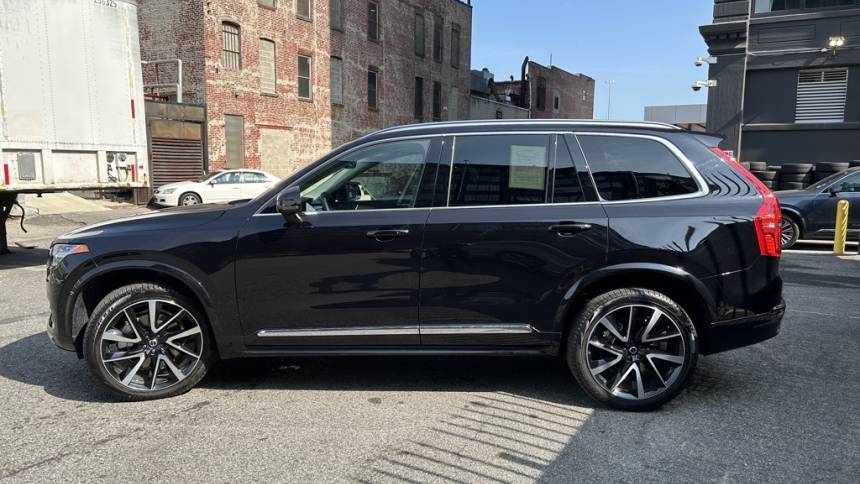 2024 volvo xc90 b5 plus bright theme