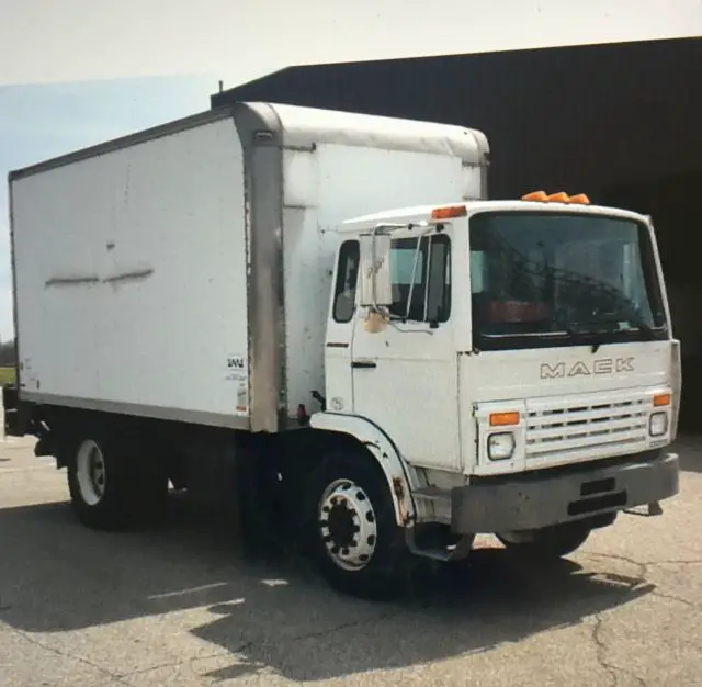 1994 mack ms200p mid-liner base 6.2l