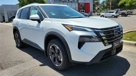 2024 Nissan sv