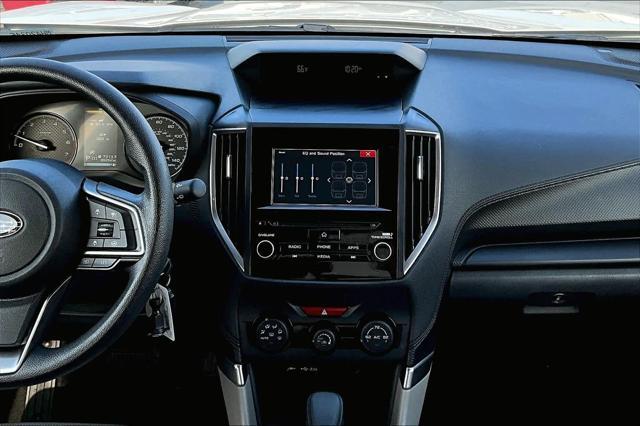 2021 subaru forester base