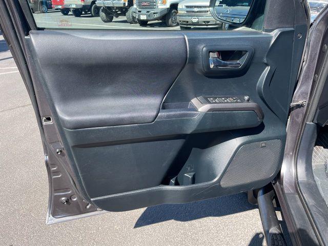2016 toyota tacoma trd sport