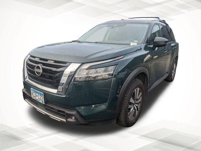 2022 nissan pathfinder sl
