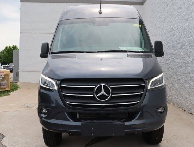 2024 mercedes-benz sprinter 2500 standard roof i4 diesel ho 144" awd