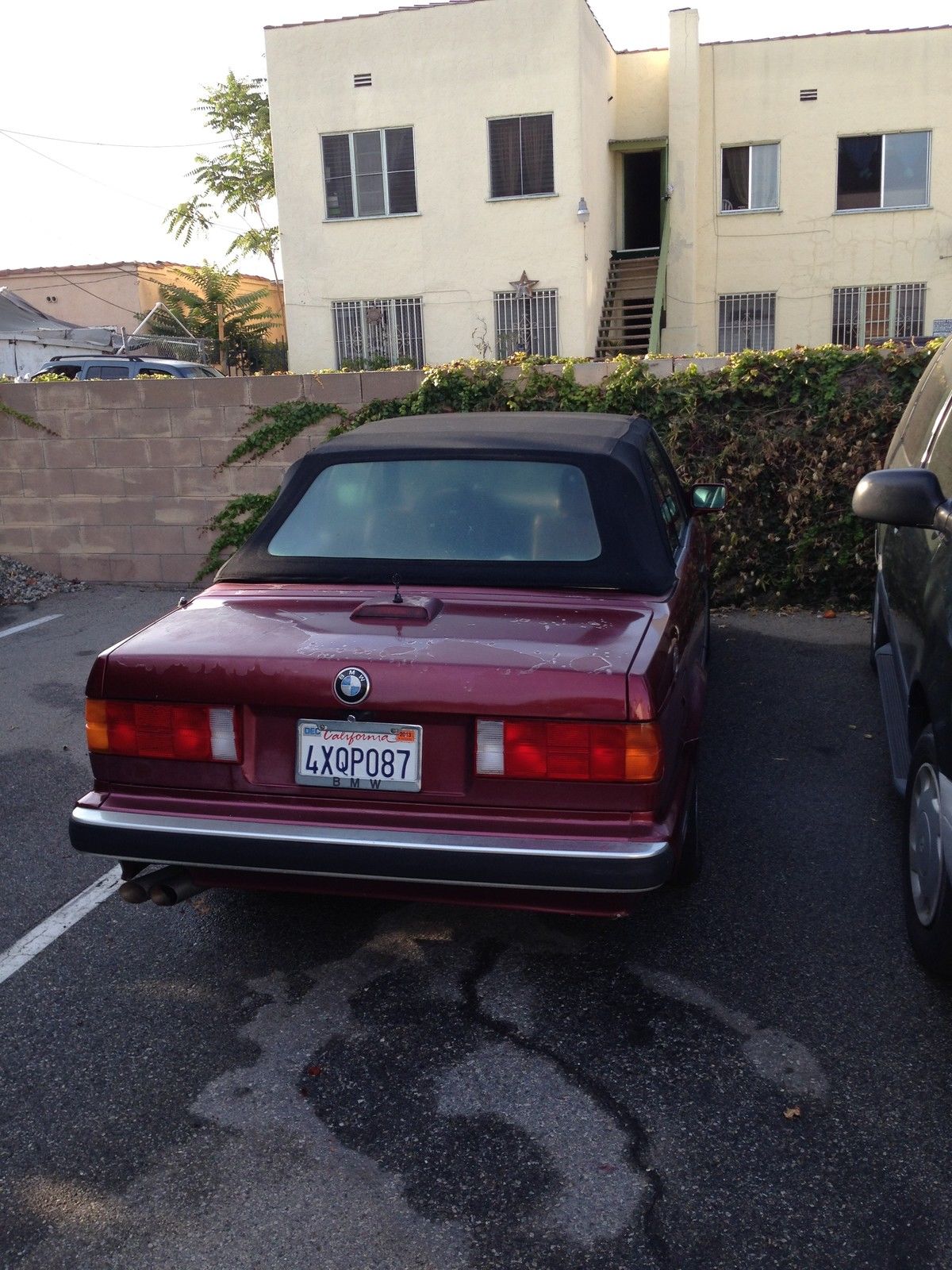 1991 bmw 325i base convertible 2-door 2.5l