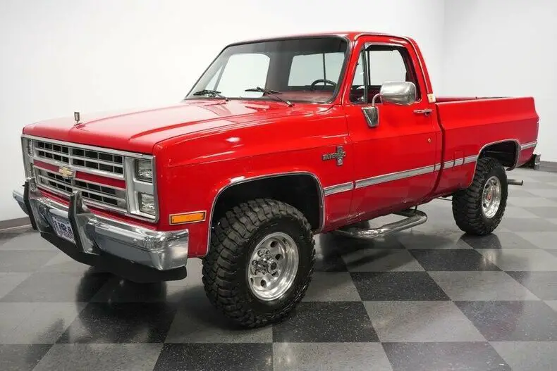 5.0 v8 auto classic vintage collector 1500 chevy pickup red 4x4 offroad