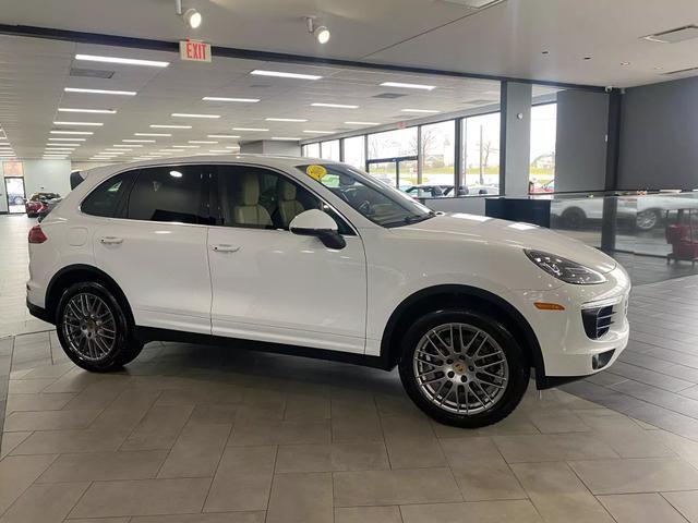 2016 porsche cayenne base