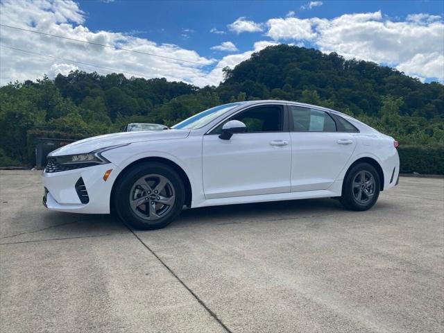 2023 kia k5 lxs