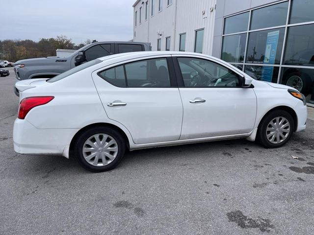 2019 nissan versa 1.6 sv