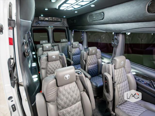 2024 mercedes-benz sprinter 2500 awd pkg (2.0l ho i4) 11-passenger