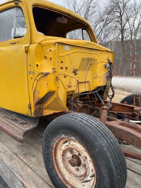 1949 ford f1 pickup yellow rwd manual