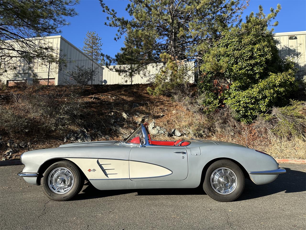 1960 chevrolet corvette