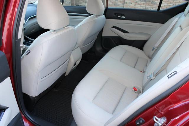 2021 nissan altima 2.5 sv