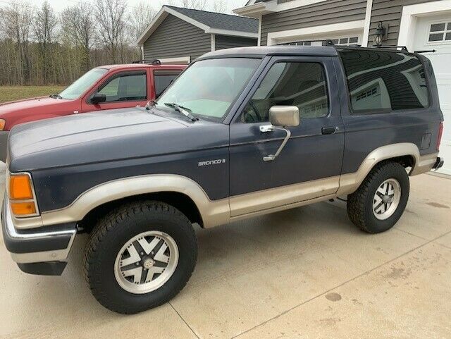 ford bronco ii 4x4 xlt