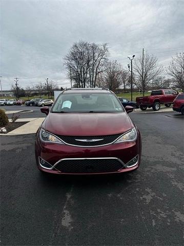 2017 chrysler pacifica touring-l plus