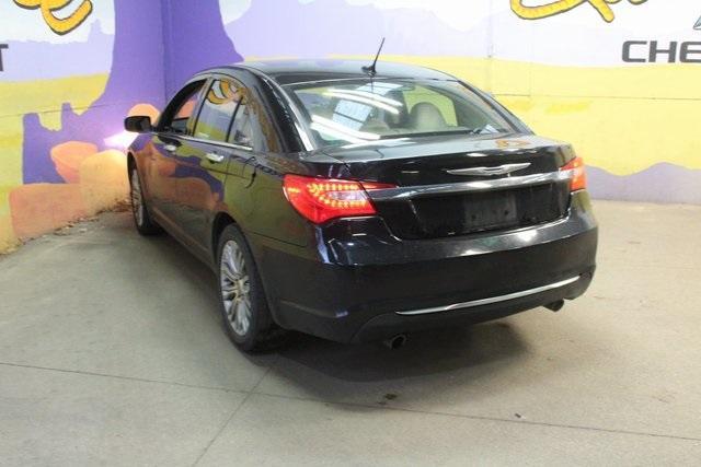 2013 chrysler 200 limited