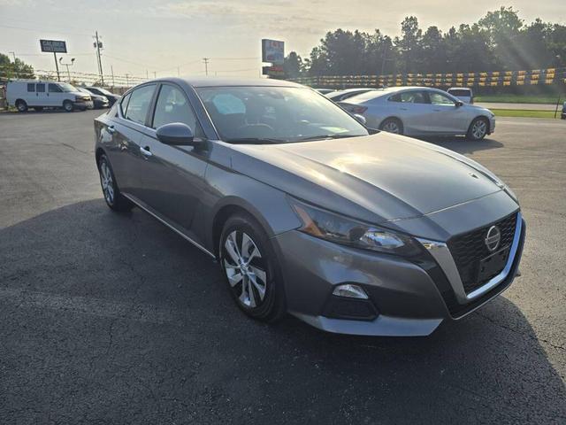 2022 nissan altima 2.5 s