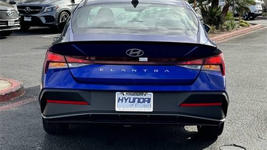 2025 Hyundai Elantra