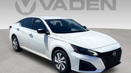 2025 Nissan Altima