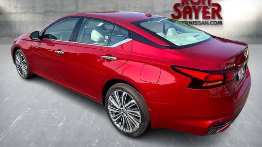 2024 Nissan Altima