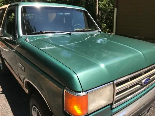 original rust free classic 5.8 v8 4 x 4 drive or restore! eddie bauer, nice