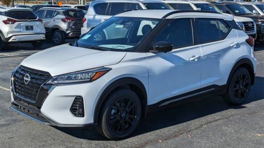 2024 Nissan Kicks sr premium