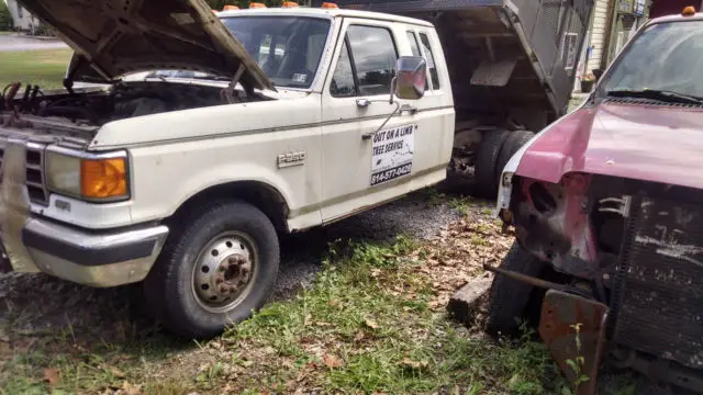 1990 ford 2wd dump truck