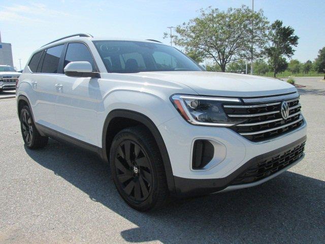 2024 volkswagen atlas 2.0t se w/technology