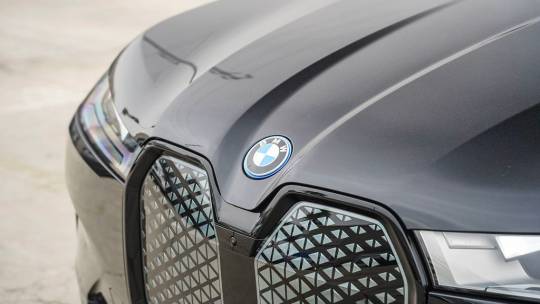 2025 BMW iX