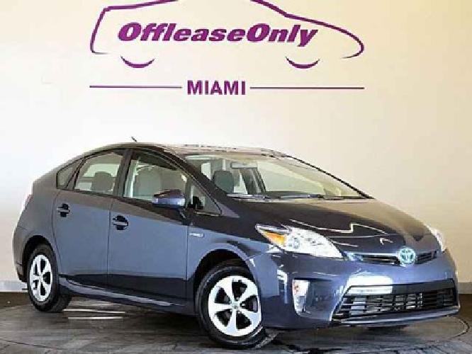 2012 toyota prius hybrid hatchback in miami, fl