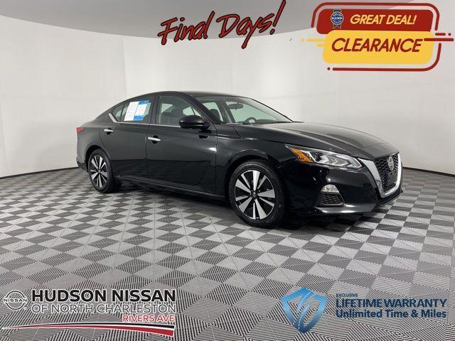 2022 nissan altima 2.5 sv
