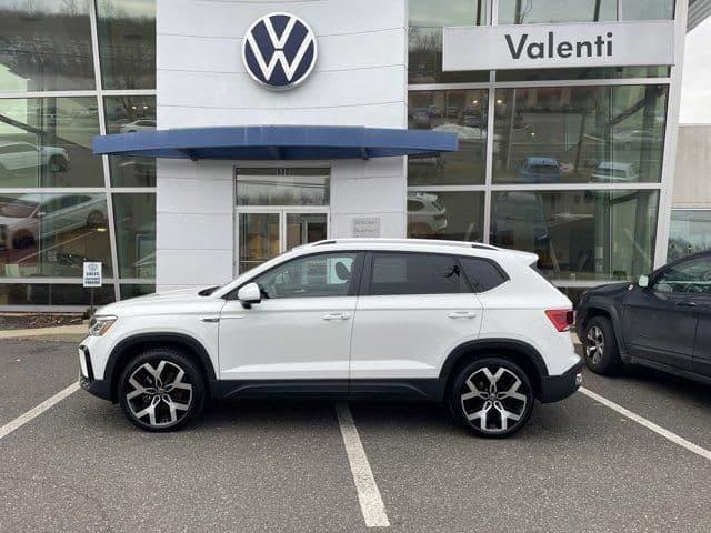 2022 volkswagen taos sel in oakville, connecticut