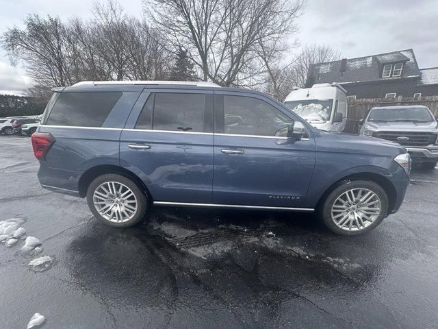 2022 ford expedition platinum