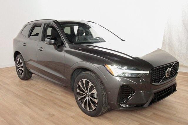 2024 volvo xc60 b5 plus dark theme