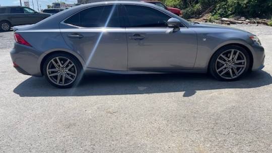 2016 lexus is 300 base