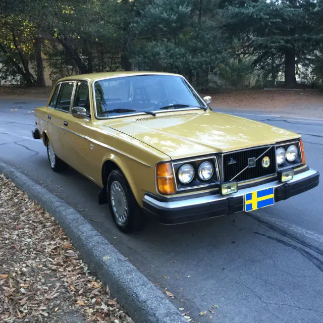 1978 volvo 240 dl