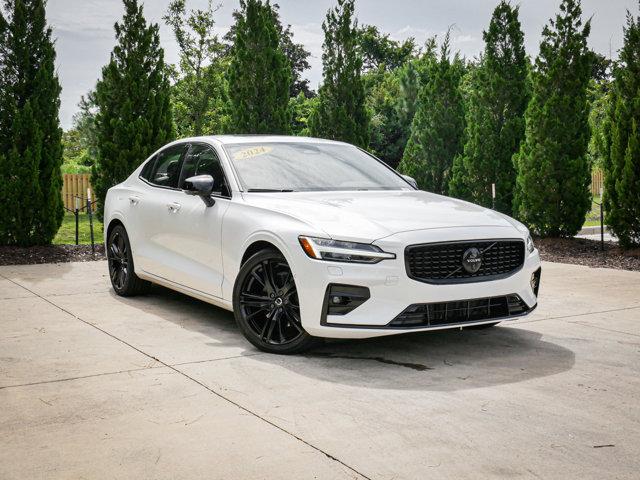 2024 volvo s60 plus black edition