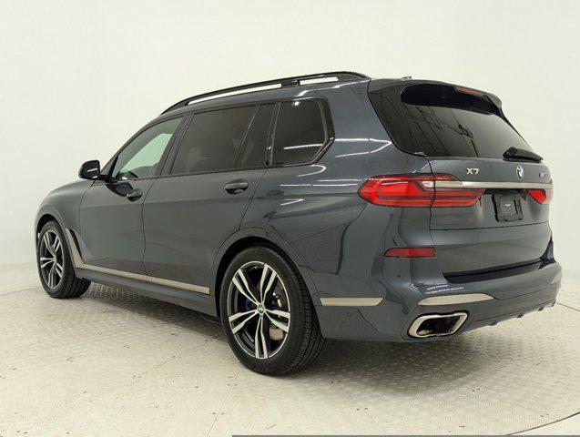 2021 bmw x7 m50i