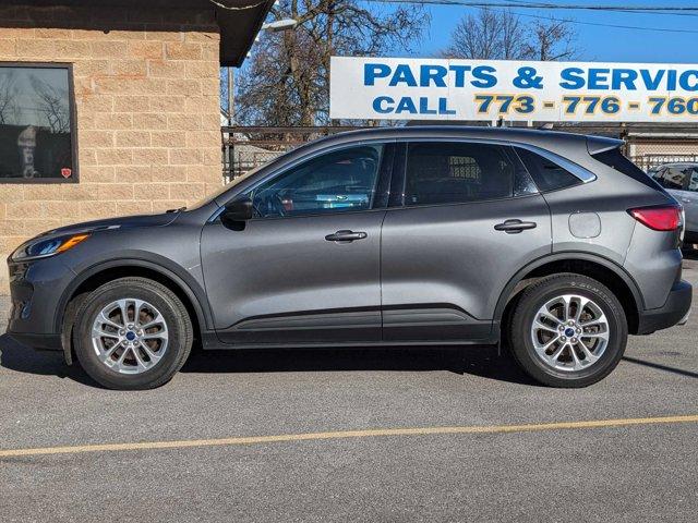2022 ford escape se
