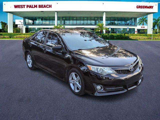 2014 toyota camry se