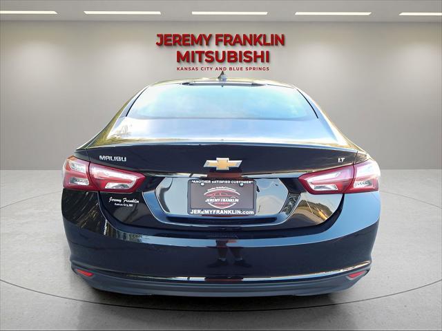 2022 chevrolet malibu fwd lt