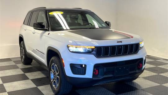 2022 Jeep Grand Cherokee trailhawk