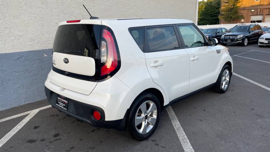 2019 kia soul base