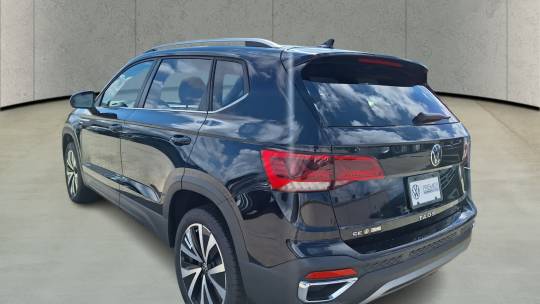 2024 Volkswagen Taos se