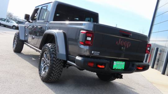 2024 Jeep Gladiator