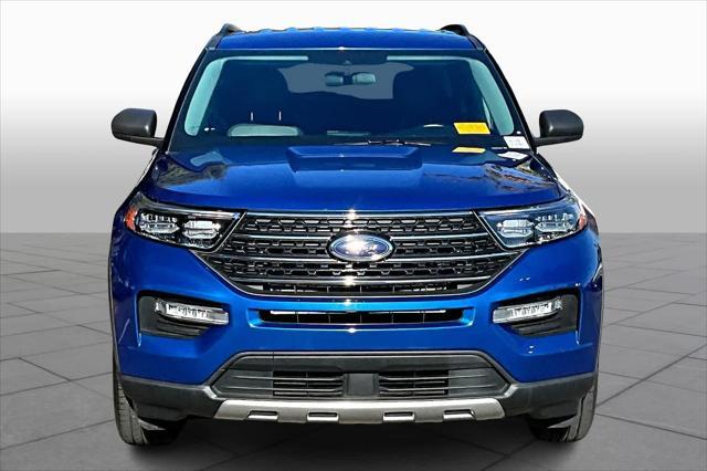 2023 ford explorer xlt
