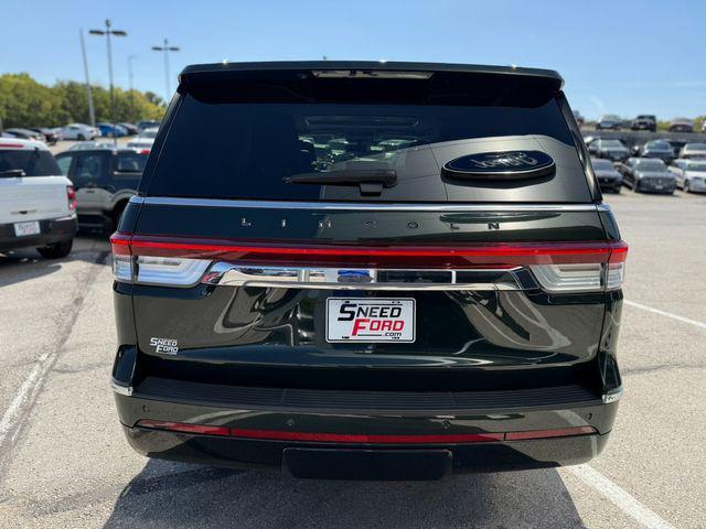 2022 lincoln navigator black label